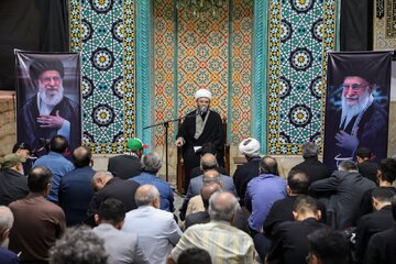 عالم شيعي يتعهد بأن إيران ستثأر للقائد الشهيد
