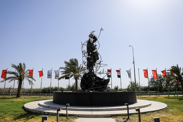 Photos: Presence of Servants of Razavi Shrine at Memorial Site of Resistance Martyrs in Baghdad