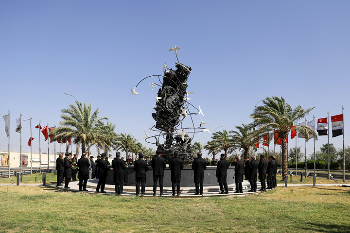 Photos: Presence of Servants of Razavi Shrine at Memorial Site of Resistance Martyrs in Baghdad