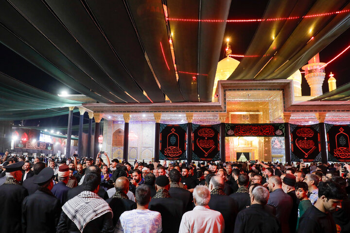 Photos: Servants of Razavi Holy Shrine Visit Kadhimayn Shrine in Iraq