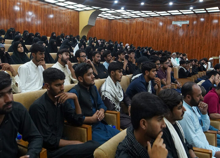 گزارش تصویری/ بزرگداشت رهبر شهید در پاکستان