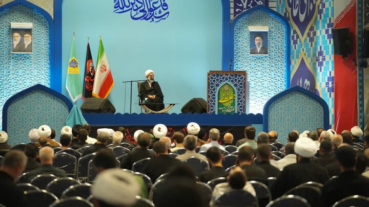 گزارش تصویری/ مراسم گرامیداشت سالروز برگزاری اولین نماز جمعه انقلاب اسلامی