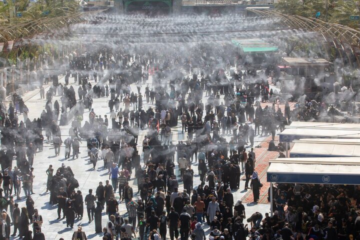 تقرير مصور/ منطقة ما بين الحرمين  الشريفين تشهد حضورا مميزان لجموع الزائرين في كربلاء المقدسة