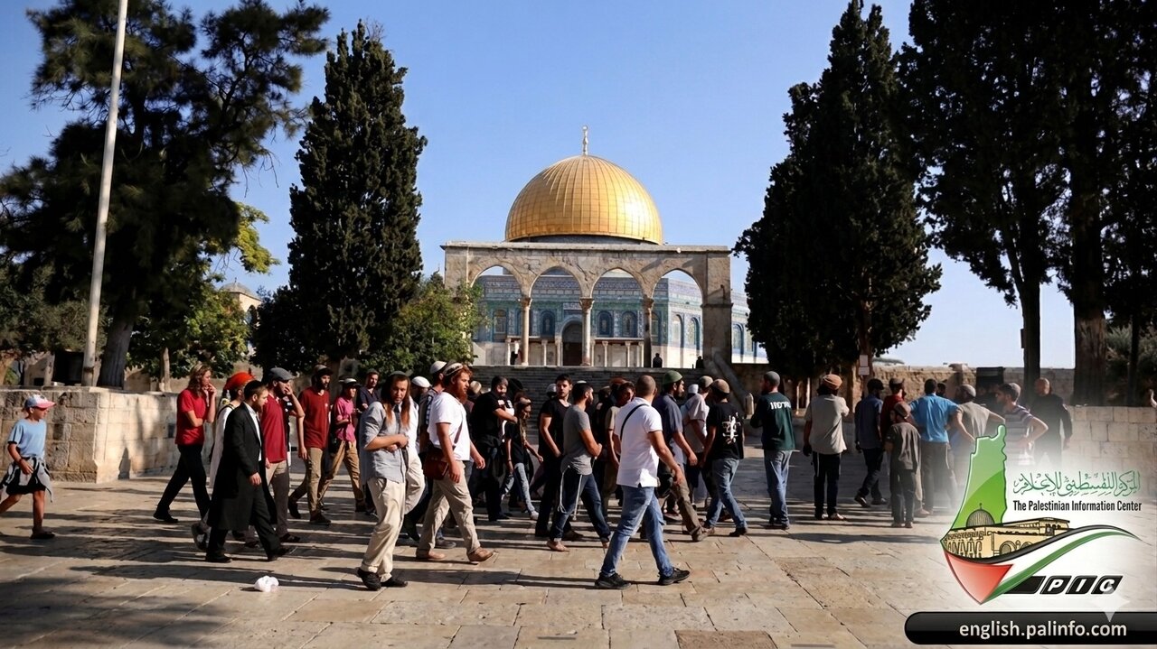 Over 130 Settlers Storm Al‑Aqsa Mosque Under Police Protection Amid Restrictions on Muslim Worshipers