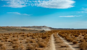 تقوا یعنی حواس‌جمعی؛ مراقب دشمن و مراقب خودت باش