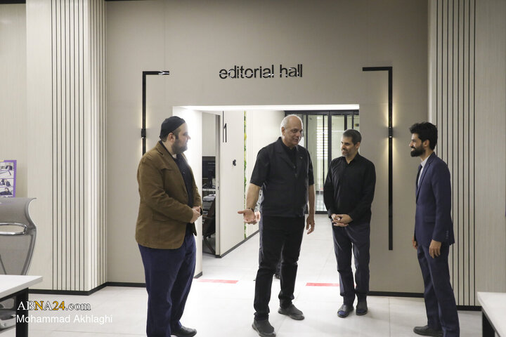 Photos: Iranian Actor Bahman Dan visits ABNA News Agency