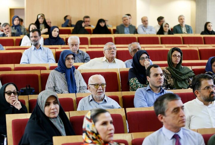 Photos: Unveiling of "Saffron Quran"; Oldest Complete Dated Persian Manuscript