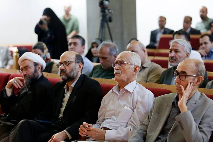 Photos: Unveiling of "Saffron Quran"; Oldest Complete Dated Persian Manuscript
