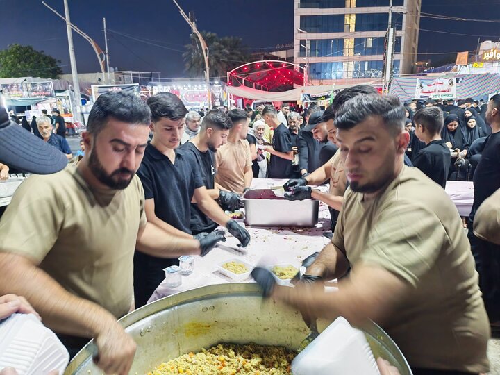 تقرير مصور/ موكب جامع الرسول الأعظم التركماني يخدم زوار الأربعين في كربلاء المقدسة