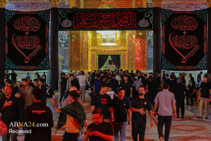 تجدید بیعت کاروان‌های اربعین با امام حسین(ع) در حرم کاظمین
