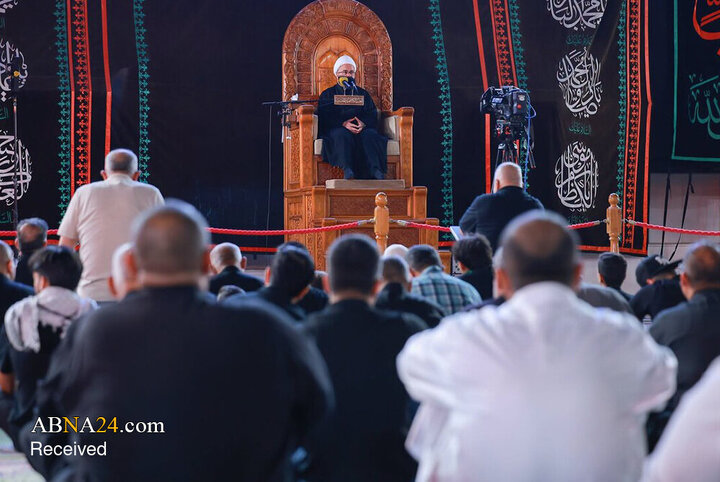 تجدید بیعت کاروان‌های اربعین با امام حسین(ع) در حرم کاظمین