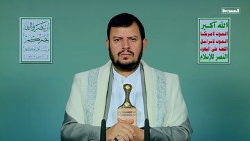 السيد عبدالملك الحوثي: الهدف من الهجمات على محور المقاومة هو إزالة العوائق أمام مشروع إسرائيل الکبری