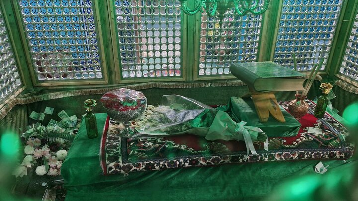 گزارش تصویری/ امامزاده محمد(ع) جد مقام معظم رهبری در تفرش