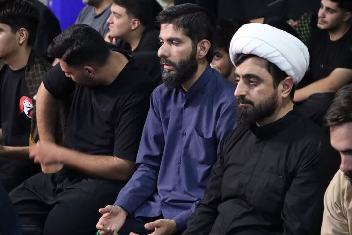 گزارش تصویری/ مراسم عزاداری به نیابت از قائد شهید
