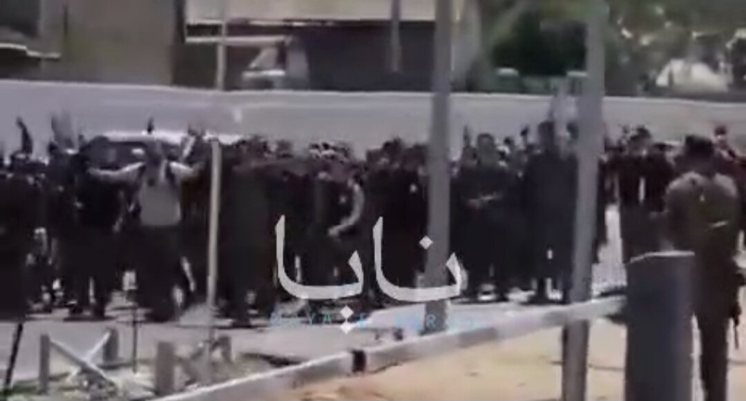 Video| Mga Militar ng Zionist, Iniwan ang Kanilang Base Matapos Ibaba ang Kanilang mga Armas