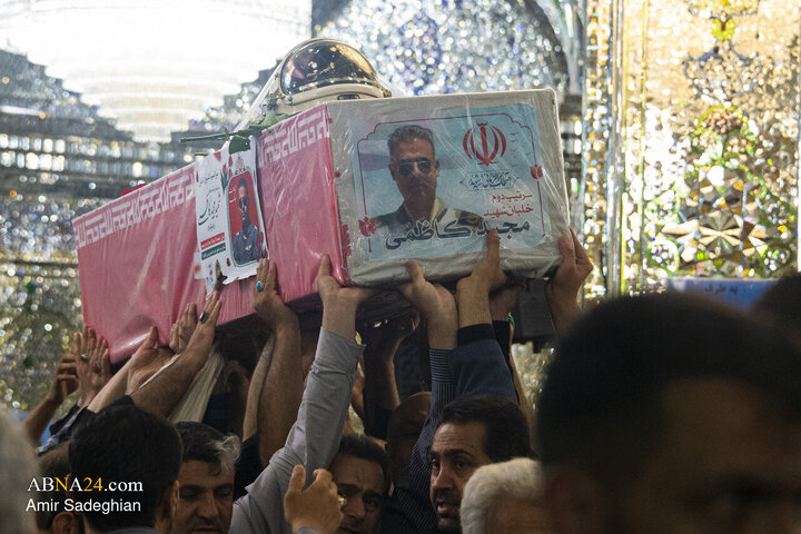 تشییع پیکر سرتیپ دوم خلبان شهید مجید کاظمی در حرم مطهر حضرت شاهچراغ (ع)