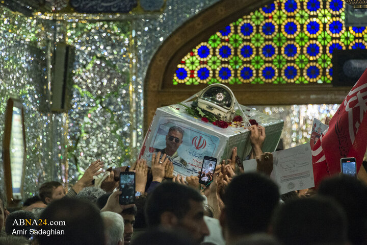 تشییع پیکر سرتیپ دوم خلبان شهید مجید کاظمی در حرم مطهر حضرت شاهچراغ (ع)