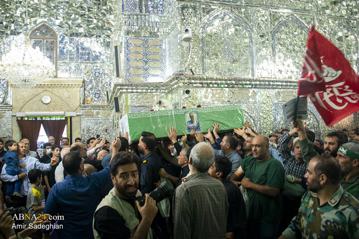تشییع پیکر سرتیپ دوم خلبان شهید مجید کاظمی در حرم مطهر حضرت شاهچراغ (ع)