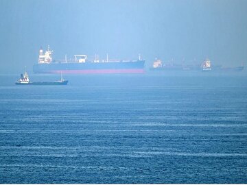 Iran: Babu Shige Da Ficen Jiragie Ruwa Ta Mashigar Hormuz Matuƙar Amurka Na Ci Gaba Da Hare-haren