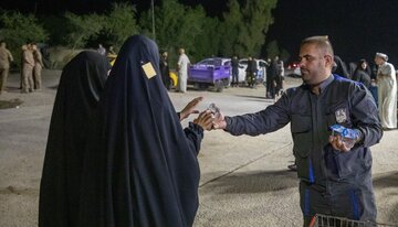 تقرير مصور/ العتبة الحسينية تواصل خدمة الزائرين الوافدين بأكثر من (8000) وجبة يوميا