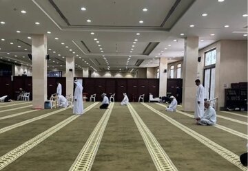   رژیم آل خلیفه برای نود و پنجمین هفته متوالی نماز جمعه شیعیان را ممنوع کرد