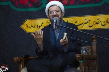 شایستگی برای یاری امام زمان(عج) در گرو تبعیت از نائب ایشان در عصر غیبت است