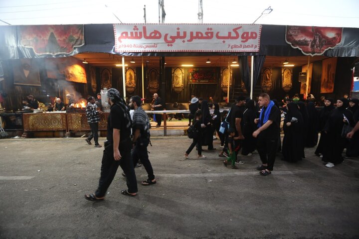 تقرير مصور/ موكب حسيني يحيي الشعائر أكثر من 8 عقود وينفق (70) مليون دينار عراقي