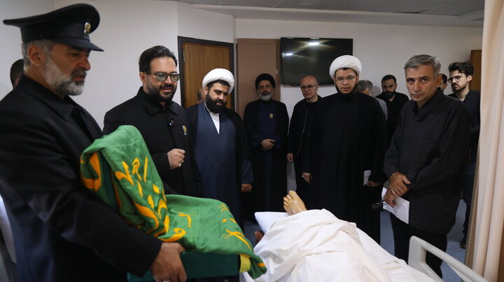Photos: Group of Servants of Astan Quds Razavi Visit Lebanese Hezbollah Veterans