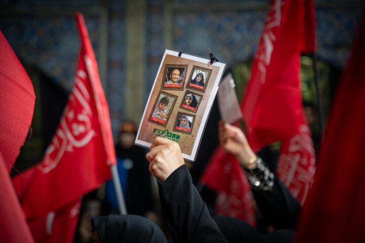 Photos: Anti-American Gathering by Arbaeen Pilgrims at Pillar 1080 on Tariq al-Hussain Route