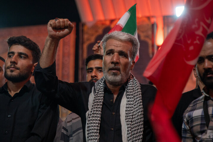 Photos: Anti-American Gathering by Arbaeen Pilgrims at Pillar 1080 on Tariq al-Hussain Route
