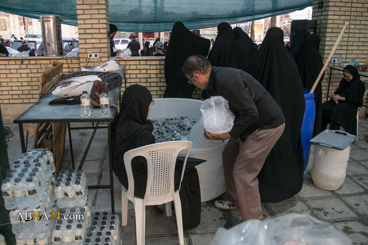 خدمت بی‌وقفه در مسیر زائران اربعین حسینی