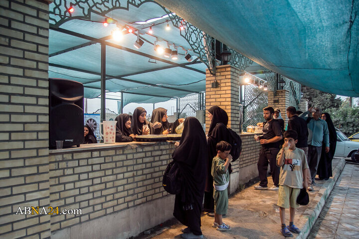 خدمت بی‌وقفه در مسیر زائران اربعین حسینی