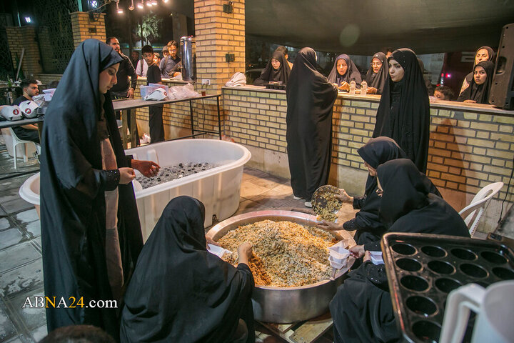 خدمت بی‌وقفه در مسیر زائران اربعین حسینی