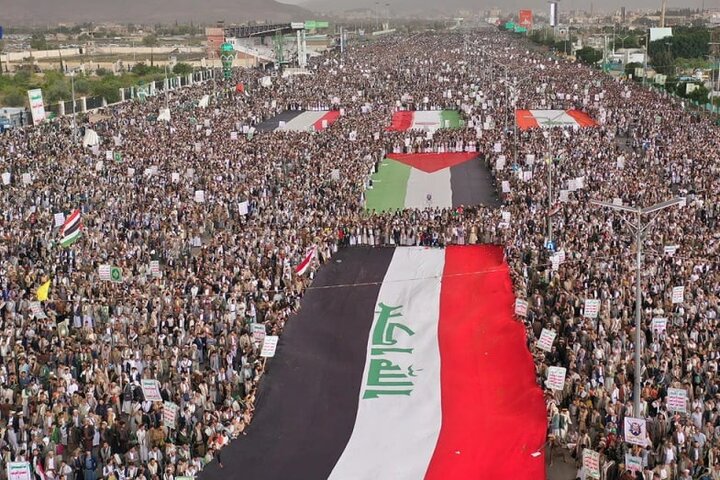راهپیمایی در صنعا با شعار «محاصره با محاصره، تشدید با تشدید»؛ انصارالله: آماده پرداخت هزینه‌های نبرد هستیم
