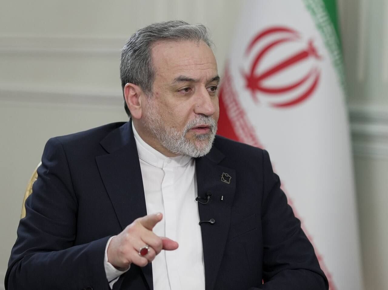 Uingereza yapaswa kupitia upya sera yake dhidi ya Iran