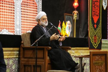 استقامت و پایداری ملت ایران در برابر دشمنان از جلوه‌های توجه اهل بیت (ع) به این کشور است