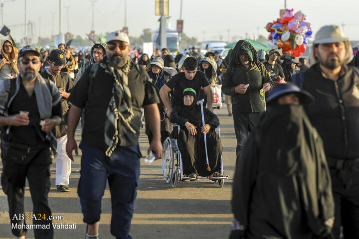 Photos: Arbaeen Pilgrims on Path to Holy Karbala