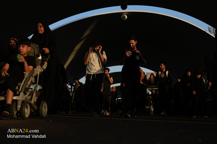 Photos: Tariq al-Hussain; Path of Devotion of Arbaeen Pilgrims Toward Holy Karbala