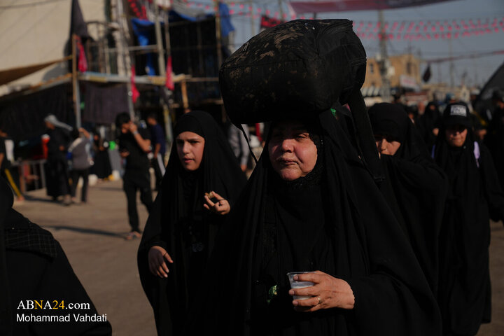 Photos: Tariq al-Hussain; Path of Devotion of Arbaeen Pilgrims Toward Holy Karbala