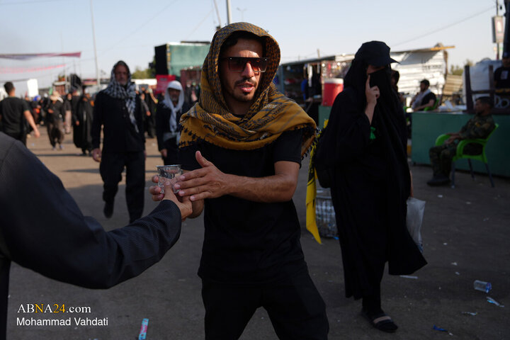 Photos: Tariq al-Hussain; Path of Devotion of Arbaeen Pilgrims Toward Holy Karbala