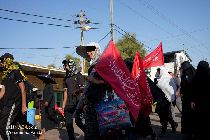 Photos: Tariq al-Hussain; Path of Devotion of Arbaeen Pilgrims Toward Holy Karbala