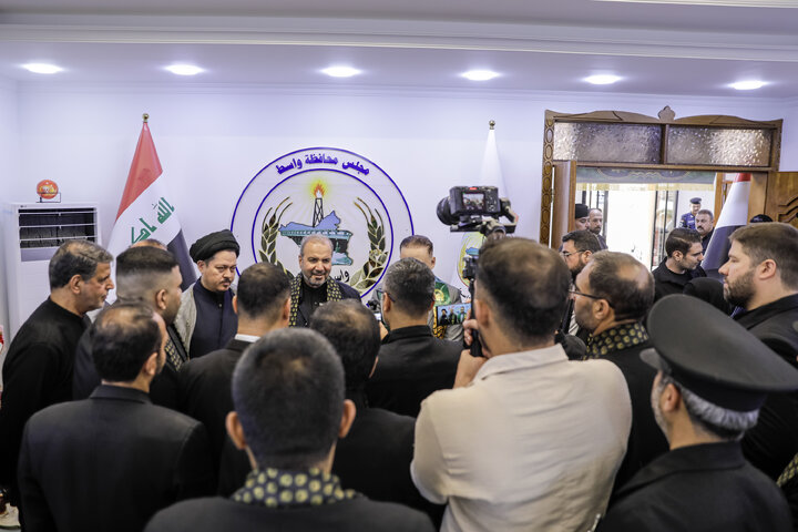 Photos: Meeting of Envoys of Compassionate Imam (a.s.) with Senior Officials of Wasit Province, Iraq