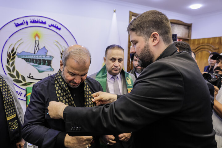 Photos: Meeting of Envoys of Compassionate Imam (a.s.) with Senior Officials of Wasit Province, Iraq