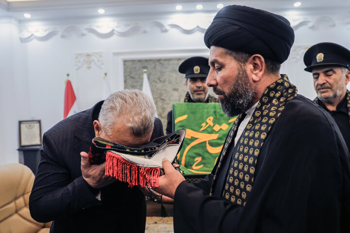 Photos: Meeting of Envoys of Compassionate Imam (a.s.) with Senior Officials of Wasit Province, Iraq