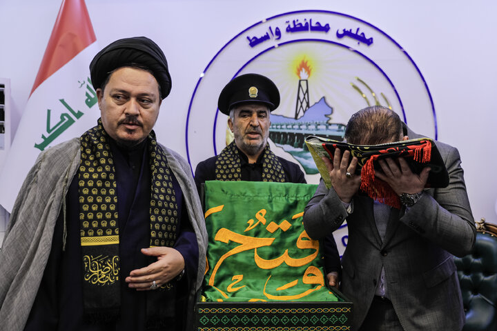 Photos: Meeting of Envoys of Compassionate Imam (a.s.) with Senior Officials of Wasit Province, Iraq
