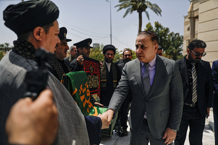 Photos: Meeting of Envoys of Compassionate Imam (a.s.) with Senior Officials of Wasit Province, Iraq