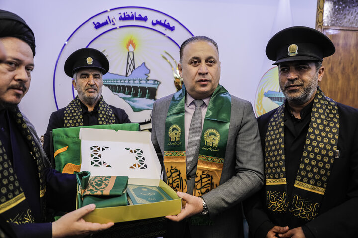Photos: Meeting of Envoys of Compassionate Imam (a.s.) with Senior Officials of Wasit Province, Iraq