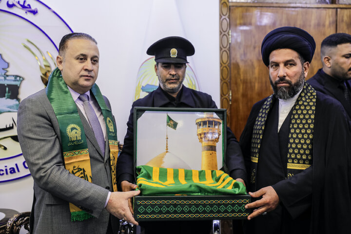 Photos: Meeting of Envoys of Compassionate Imam (a.s.) with Senior Officials of Wasit Province, Iraq