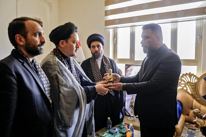 Photos: Meeting of Envoys of Compassionate Imam (a.s.) with Senior Officials of Wasit Province, Iraq
