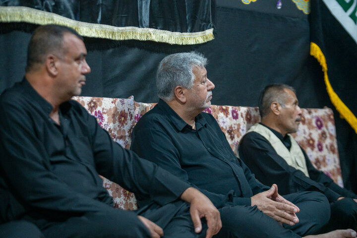 تقدیر مدیر موکب حرم مطهر بانوی کرامت از موکب‌داران عراقی مسیر مشایه
